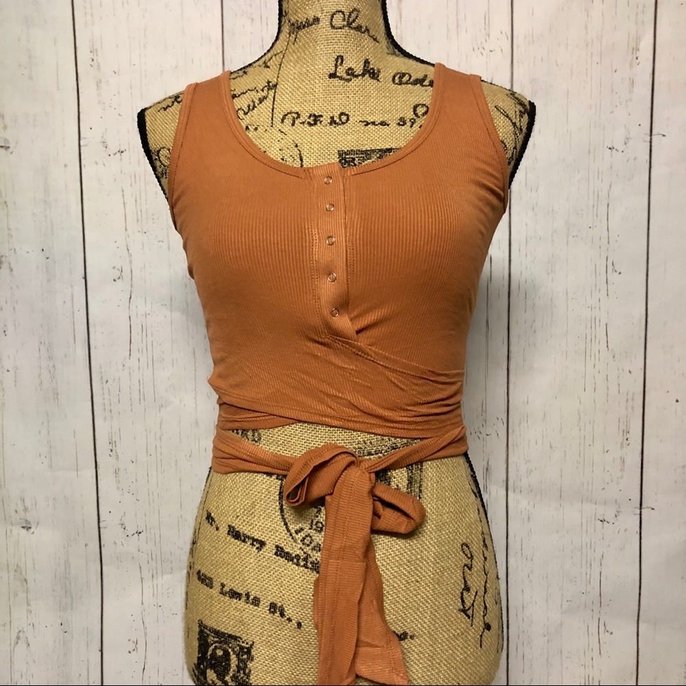 Wrap Around Ribbed Button Tank - Rust